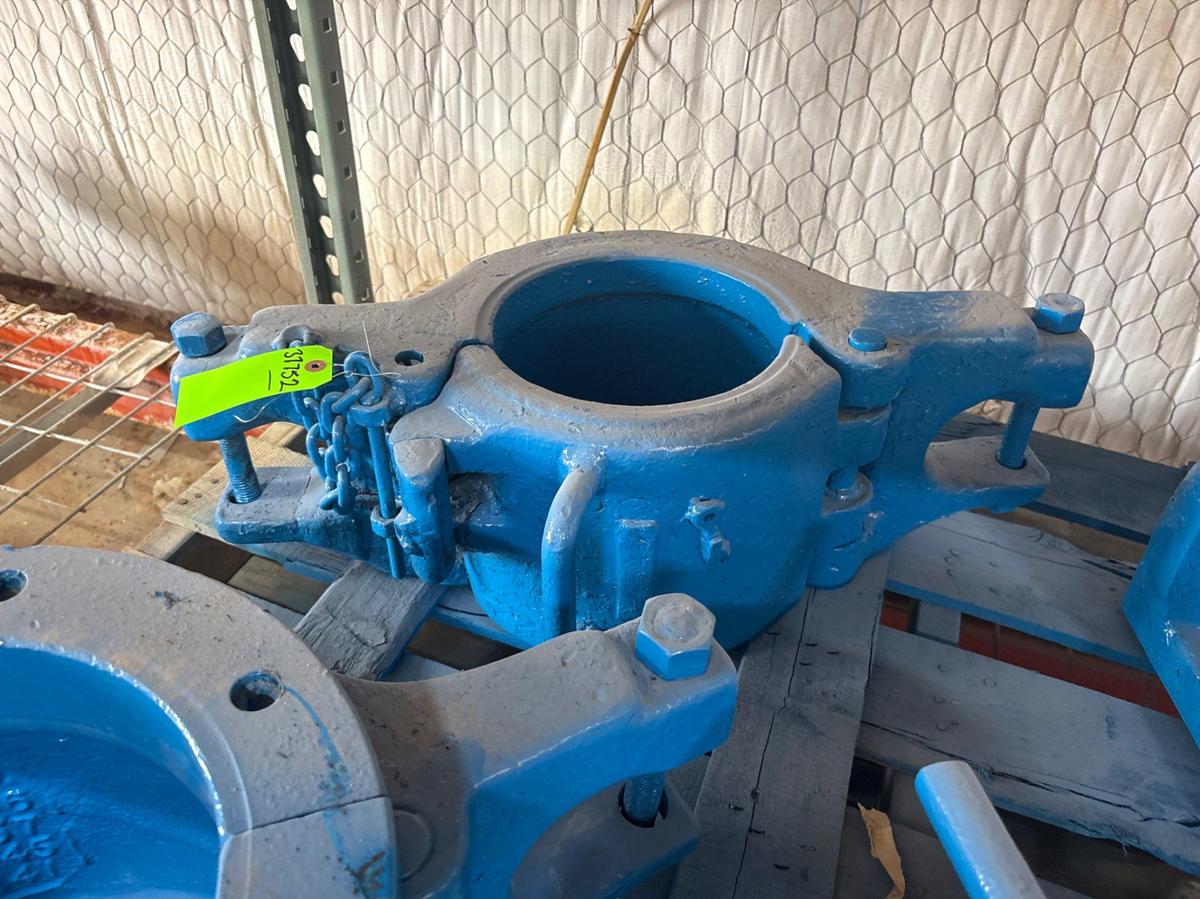 Used Wilson elevator E801X 9” side door casing elevator