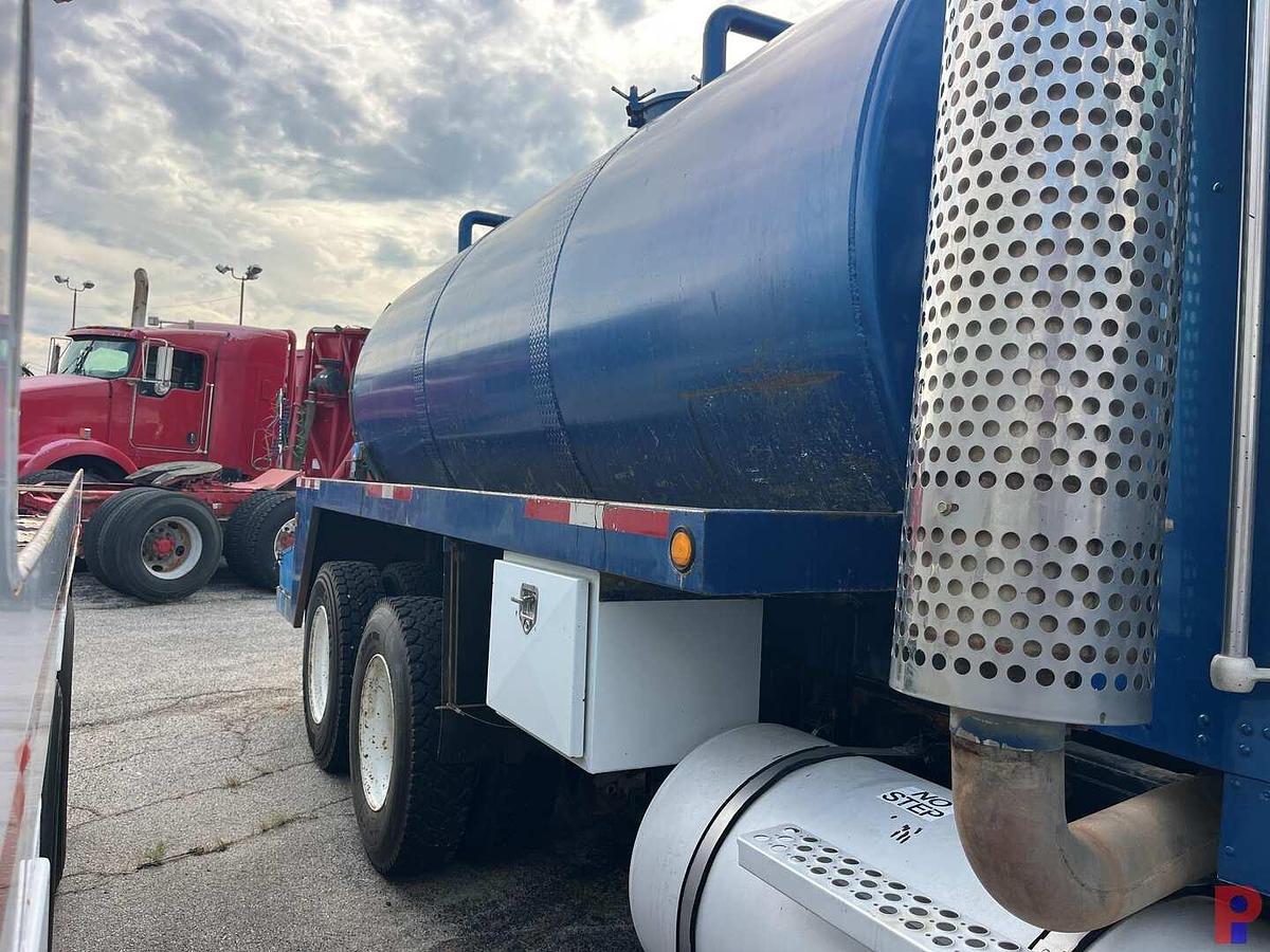 Used 1997 KENWORTH T800 T/A 80 BBL VACUUM TRUCK