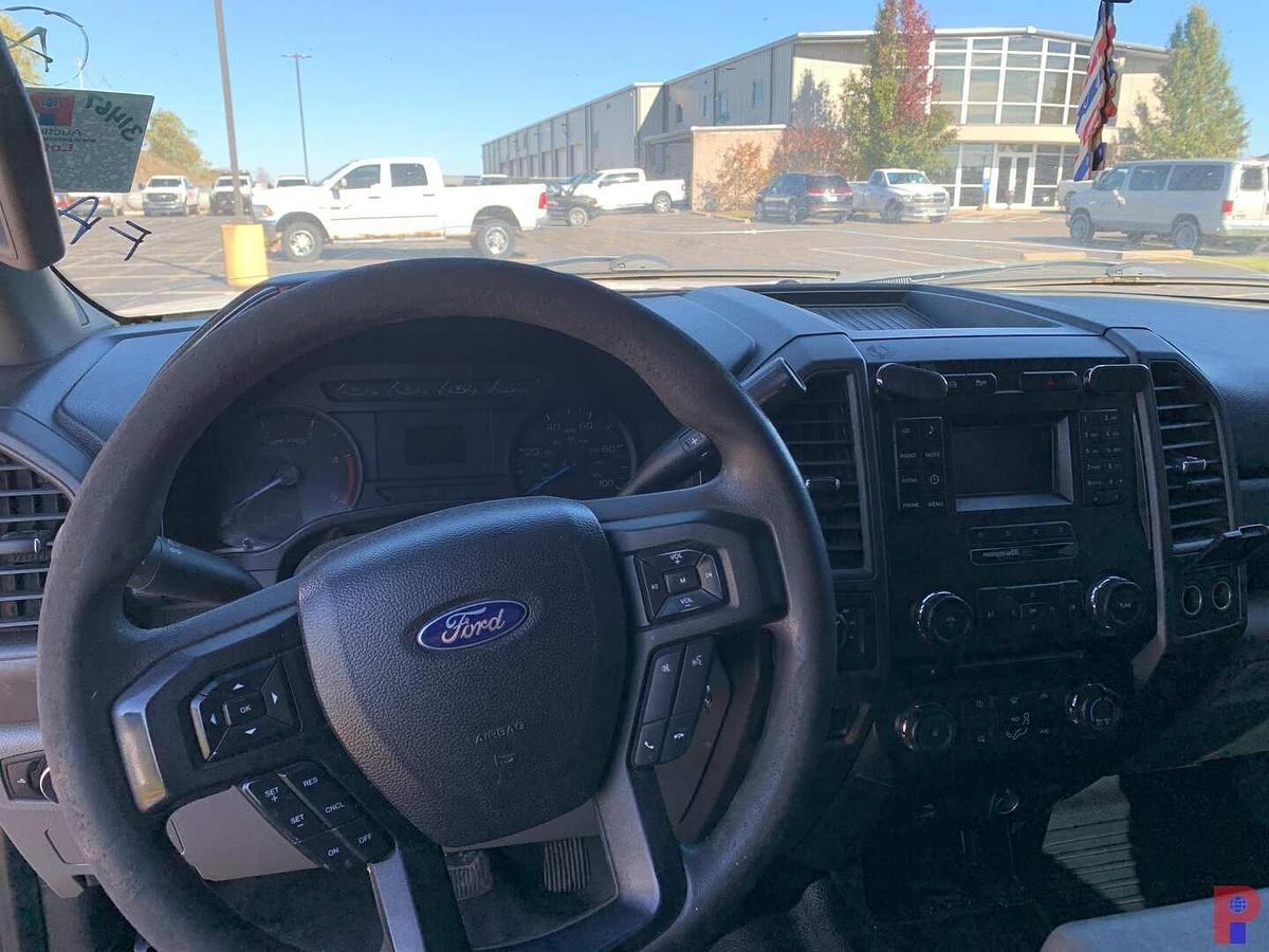 Used 2017 FORD F-350 SUPER DUTY XL CREW CAB 4X4 PICKUP