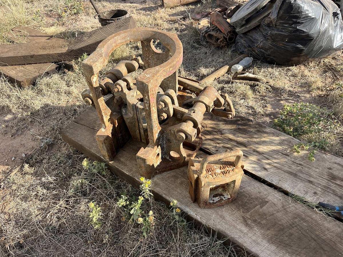 Used COOPER LTO 350 DD WELL SERVICE RIG