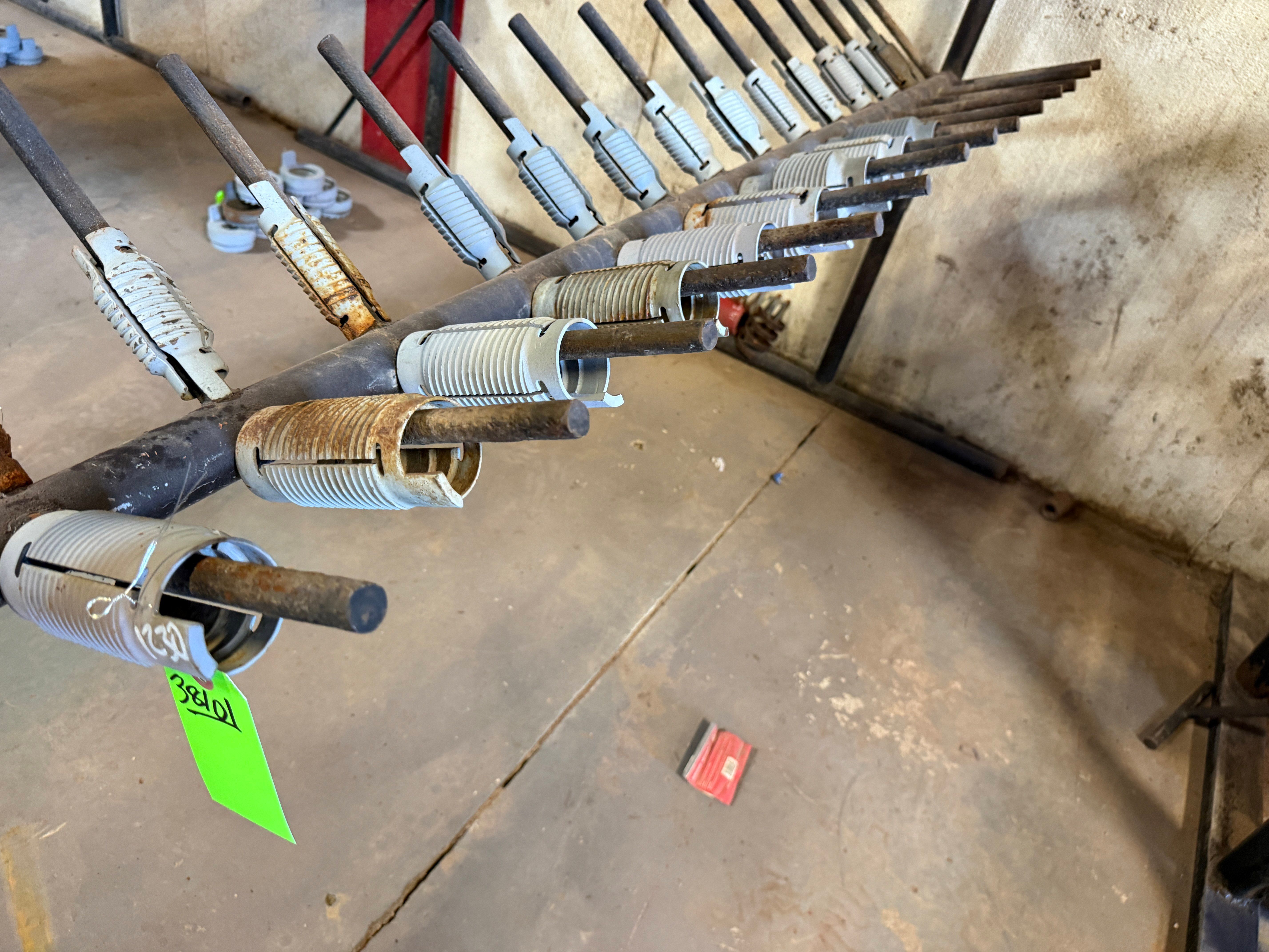 Used (9 x $) 1230 SPEAR GRAPPLES