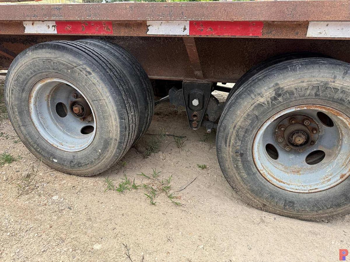 Used 2005 JAMIES WELDING 40’ X 102” T/A DUAL WHL. FLATBED GOOSENECK TRAILER