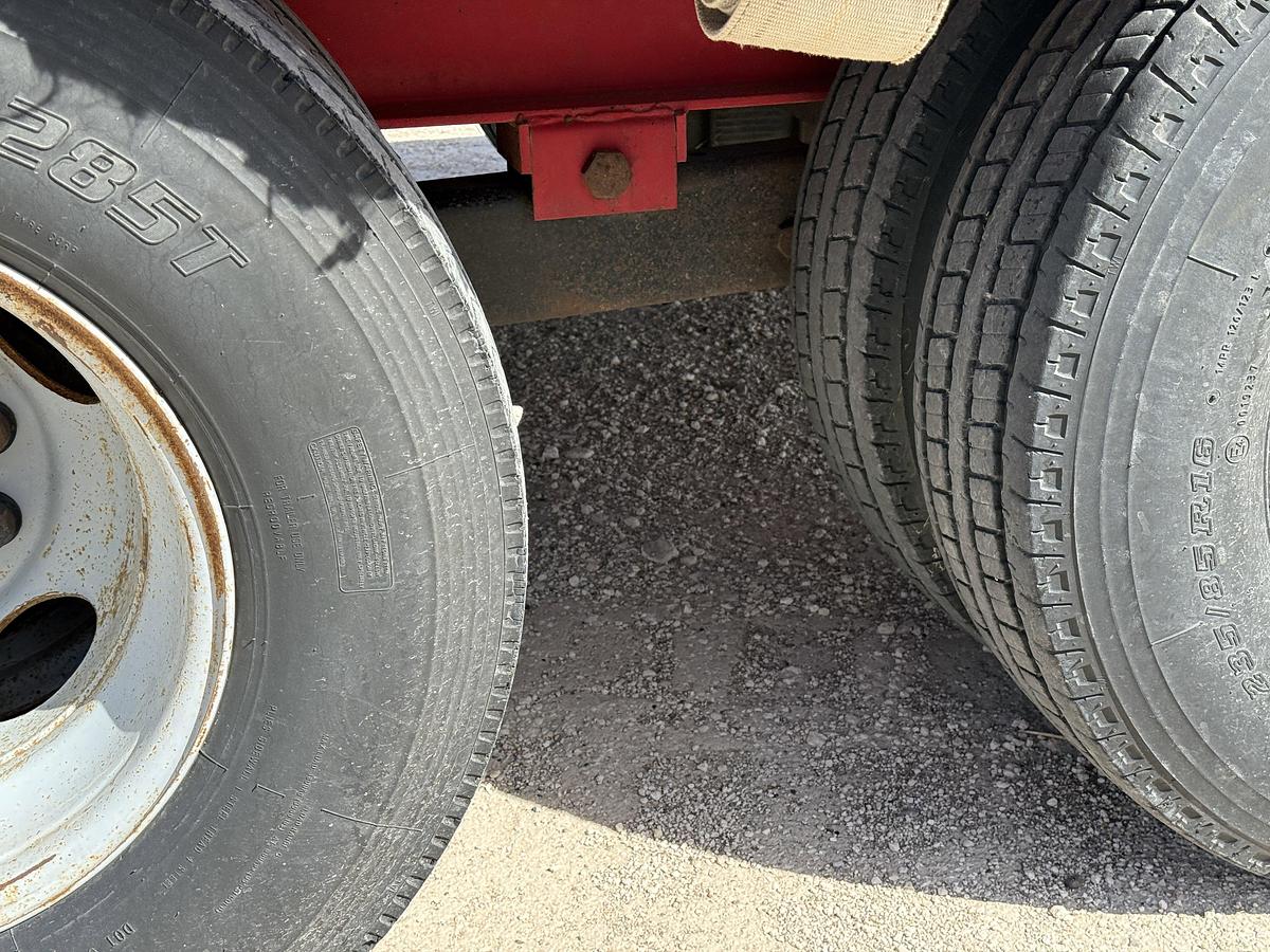 Used PJ 25’ + 5’ x 102” T/A DUAL WHEEL GOOSENECK TRAILER