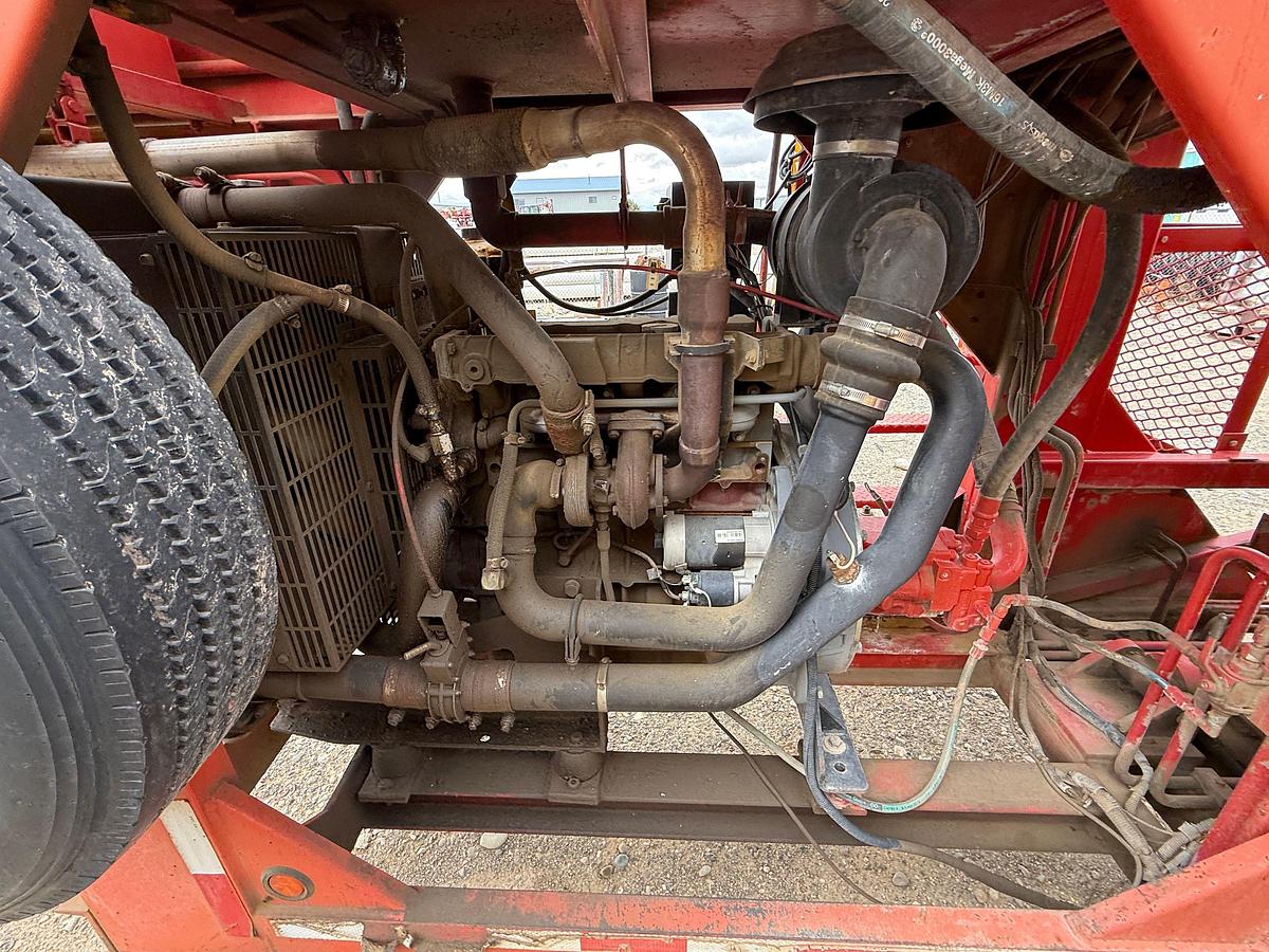 Used 2013 PIPE TRIPPER 40' HYD PIPE HANDLER MTD ON T/A GOOSNECK TRAILER