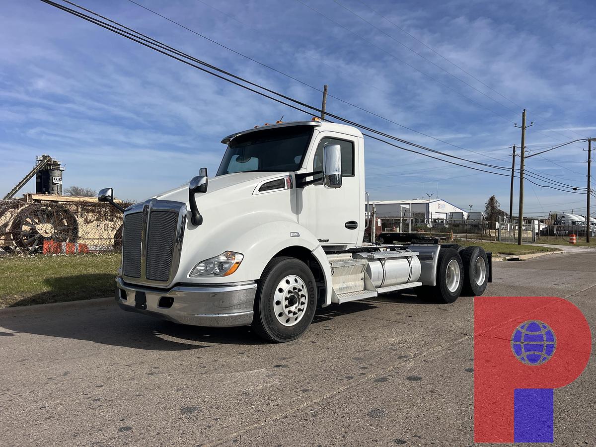 Used 2019 KENWORTH T680 T/A DAY CAB TRUCK TRACTOR