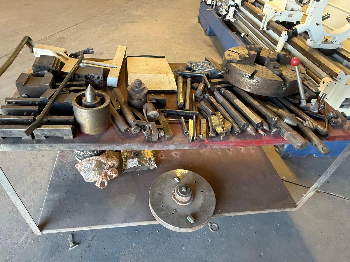 Used SUMMIT 26-6x120 METAL LATHE