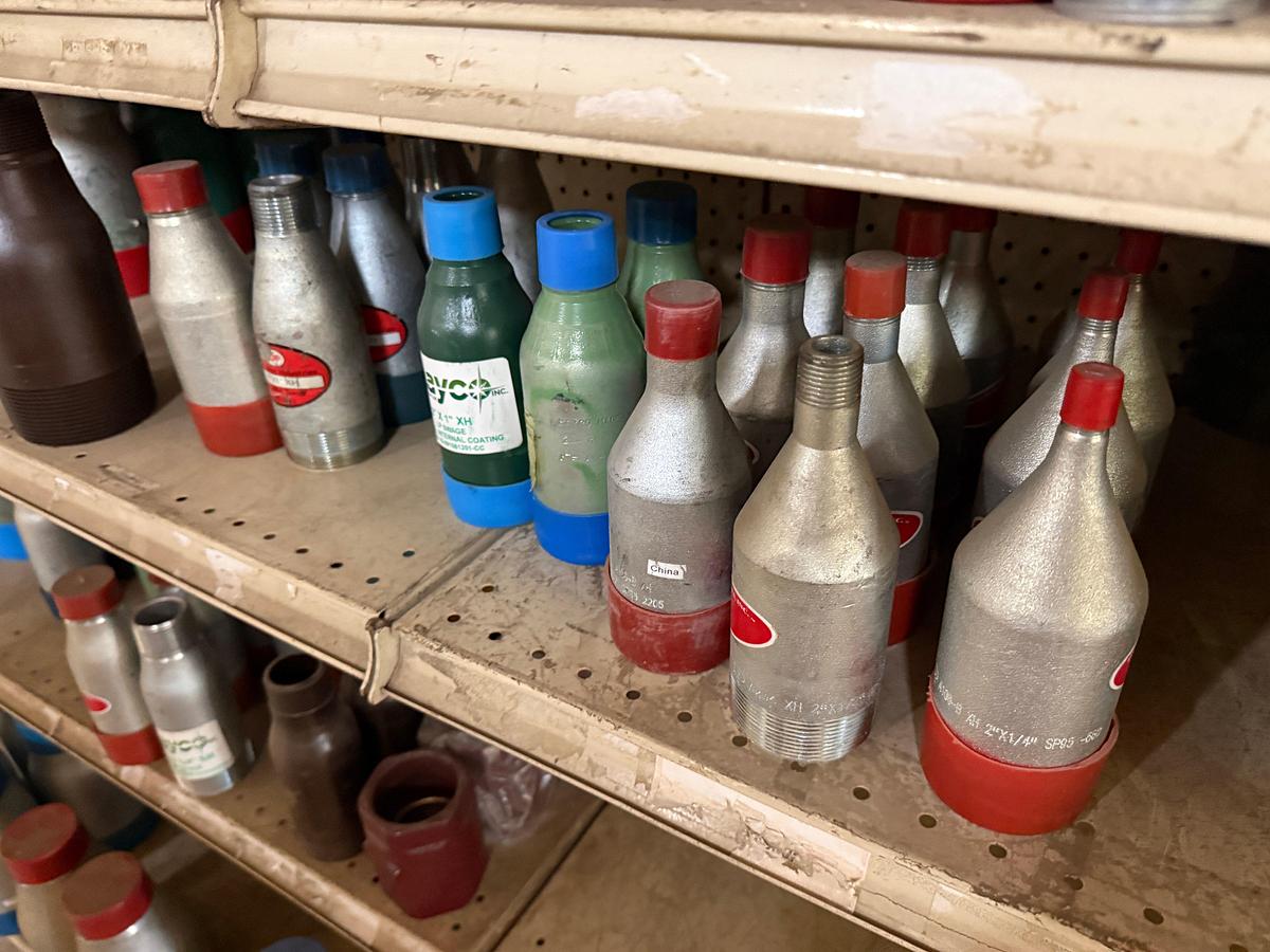Used SECTION OF (150+) HEAVY WALL 1/2” THRU 6” PIPE SWAGES, & (7) BRASS GATE VALVES & CHECK VALVES