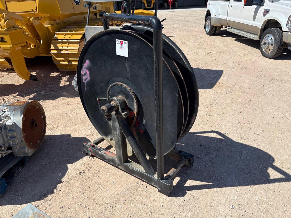 Used 4’dia x 1’w dual hose reel