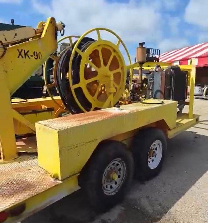 Used 2008 VENTURETECH XK-90 POWER SWIVEL MTD ON T/A GOOSENECK TRAILER