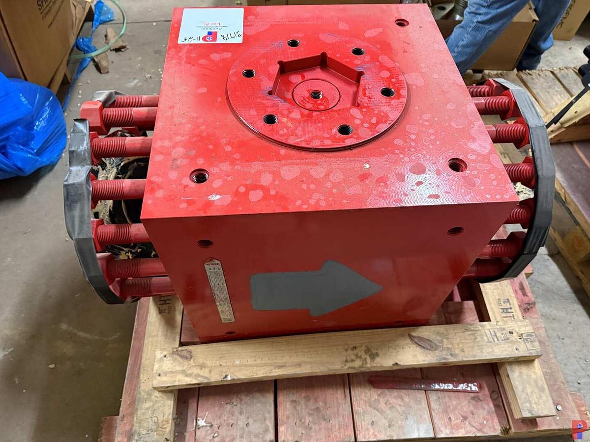 Used (NEW) FMC 7-1/16” TE/ 6APR2 15K WP CHECK VALVE