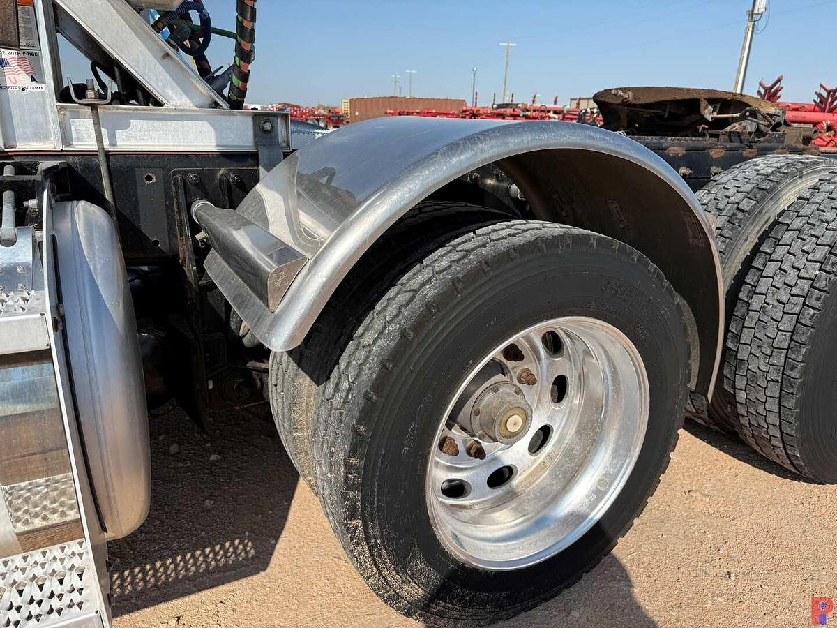 Used 2013 PETERBILT 388 TRI AXLE SLEEPER HAUL TRUCK