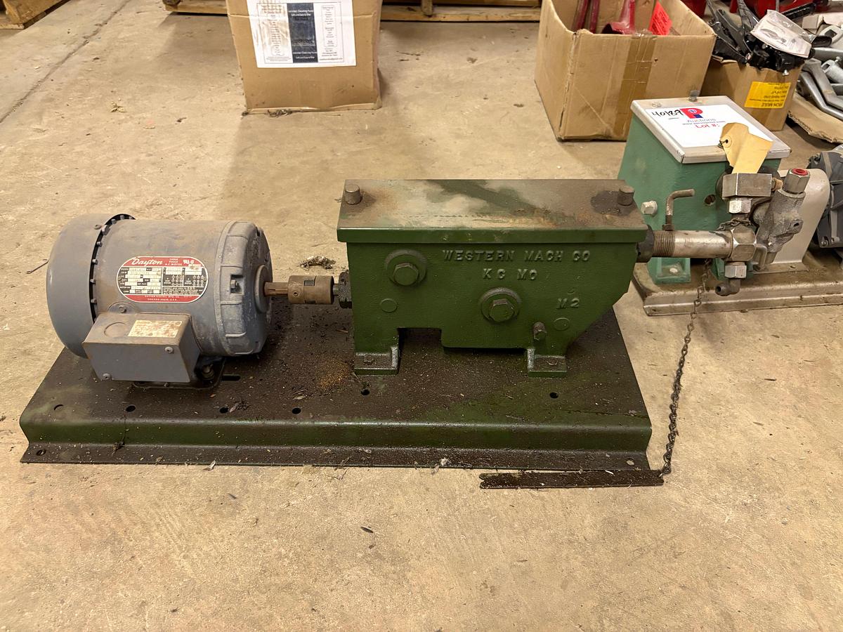 Used (2) electric oil pumps p/b: Dayton 1/3hp & GE 1/4hp electric motors