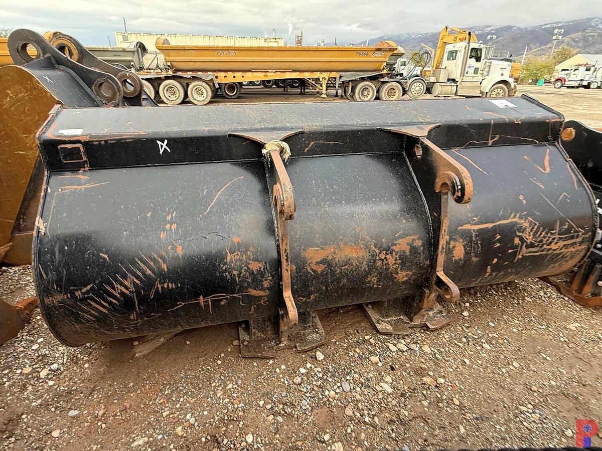 Used 120” HD QUICK ATTACH WHEEL LOADER BUCKET