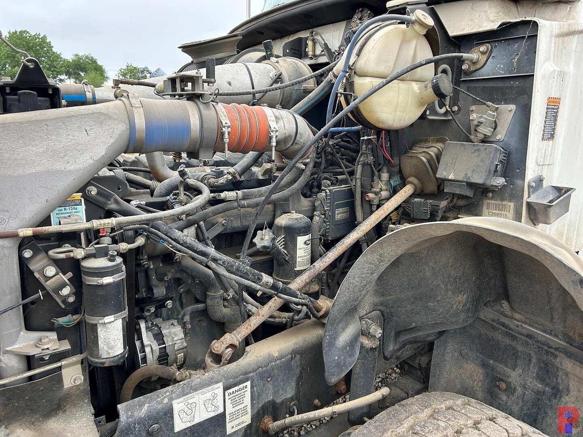 Used 2005 MACK CV513 T/A CEMENT SPM TRIPLEX PUMP TRUCK