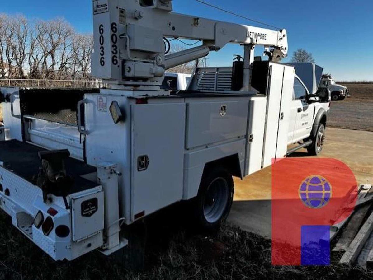 Used 2017 Ford F-550 Super Duty Service Truck W/ Crane