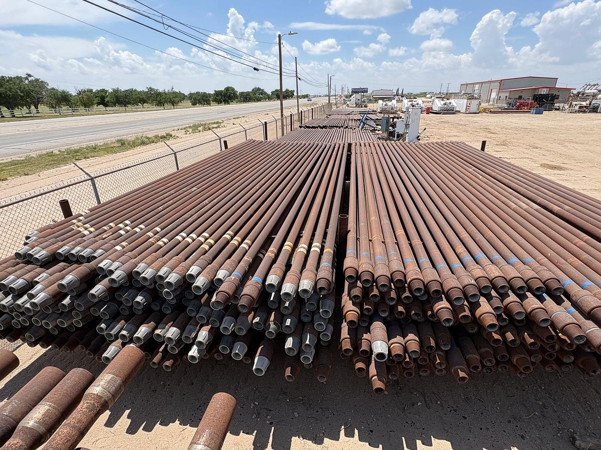 Used (60 jts) 4-1/2”od X95 drill pipe w/ 4”IF CONNECTIONS