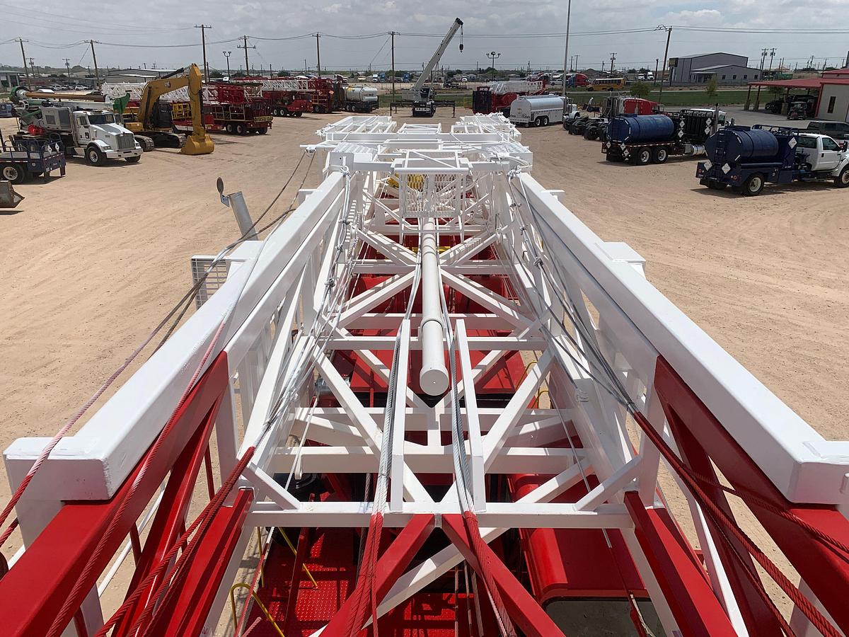 Used 2007 RIGTECH DD 6 AXLE WELL SERVICE RIG (104-250K MAST, 2019 CAT IV)
