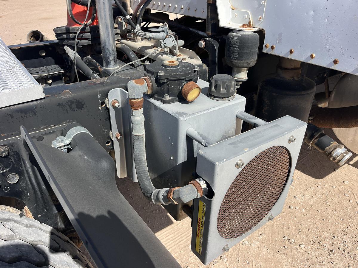 Used 2002 PETERBILT 378 T/A SLEEPER HAUL TRUCK