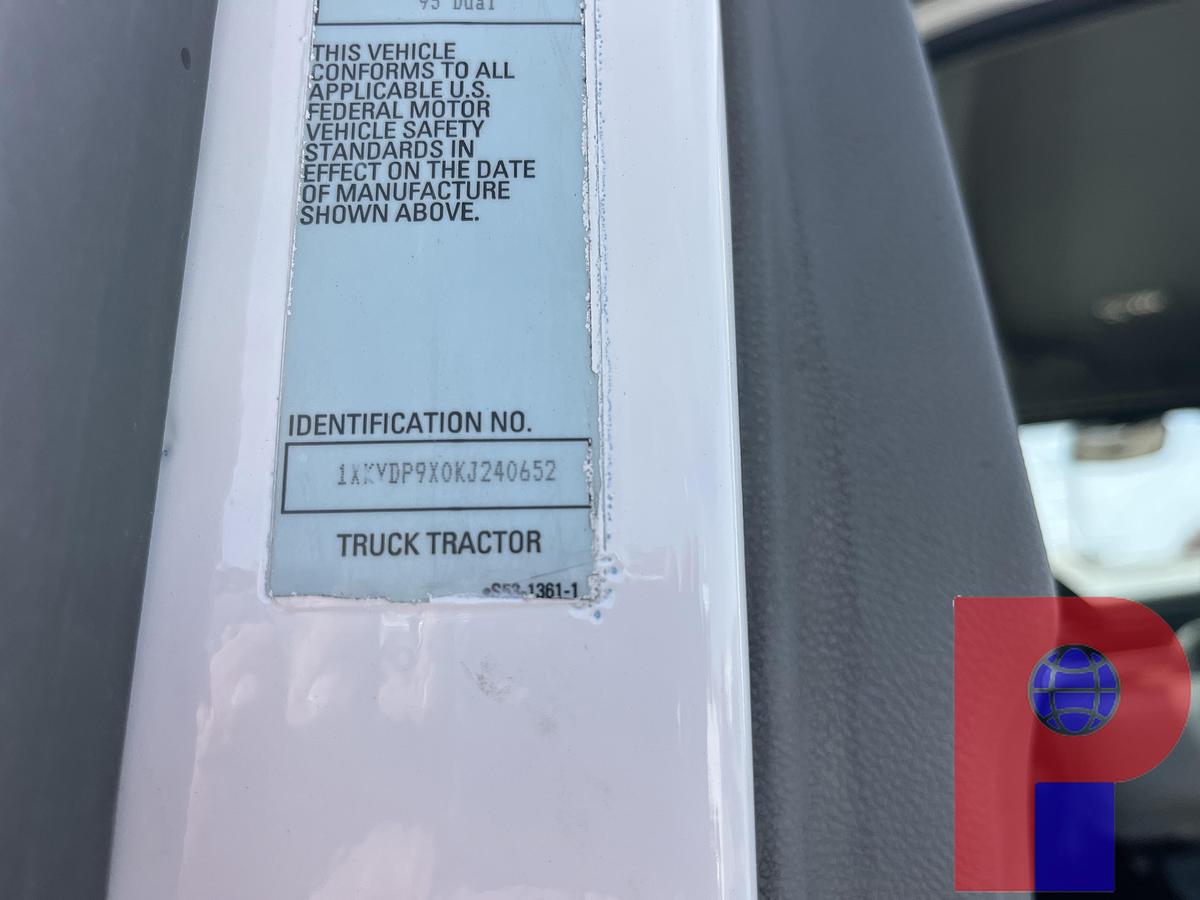 Used 2019 KENWORTH T680 T/A DAY CAB TRUCK TRACTOR