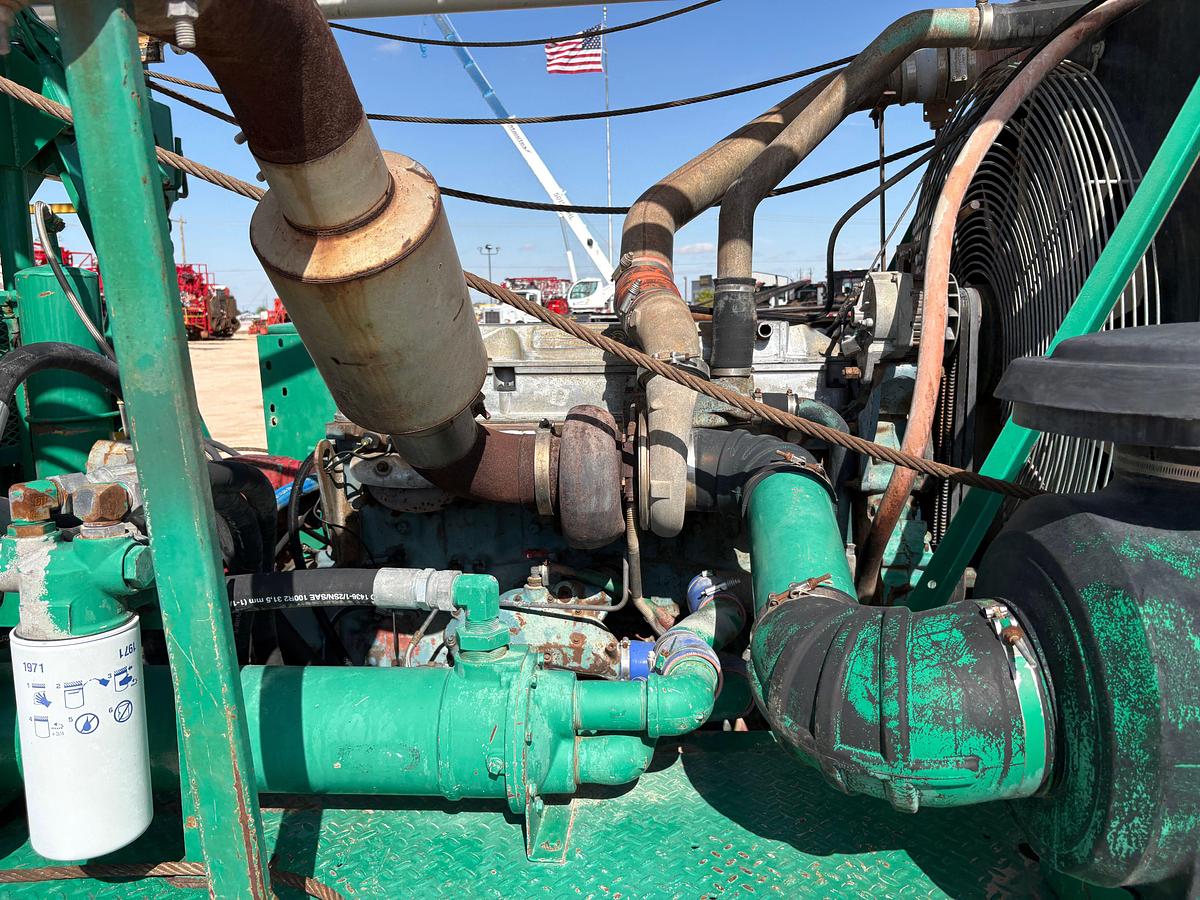 Used FRANKS 1287 EXPLORER III 4-AXLE WELL SERVICE RIG (96' MAST)