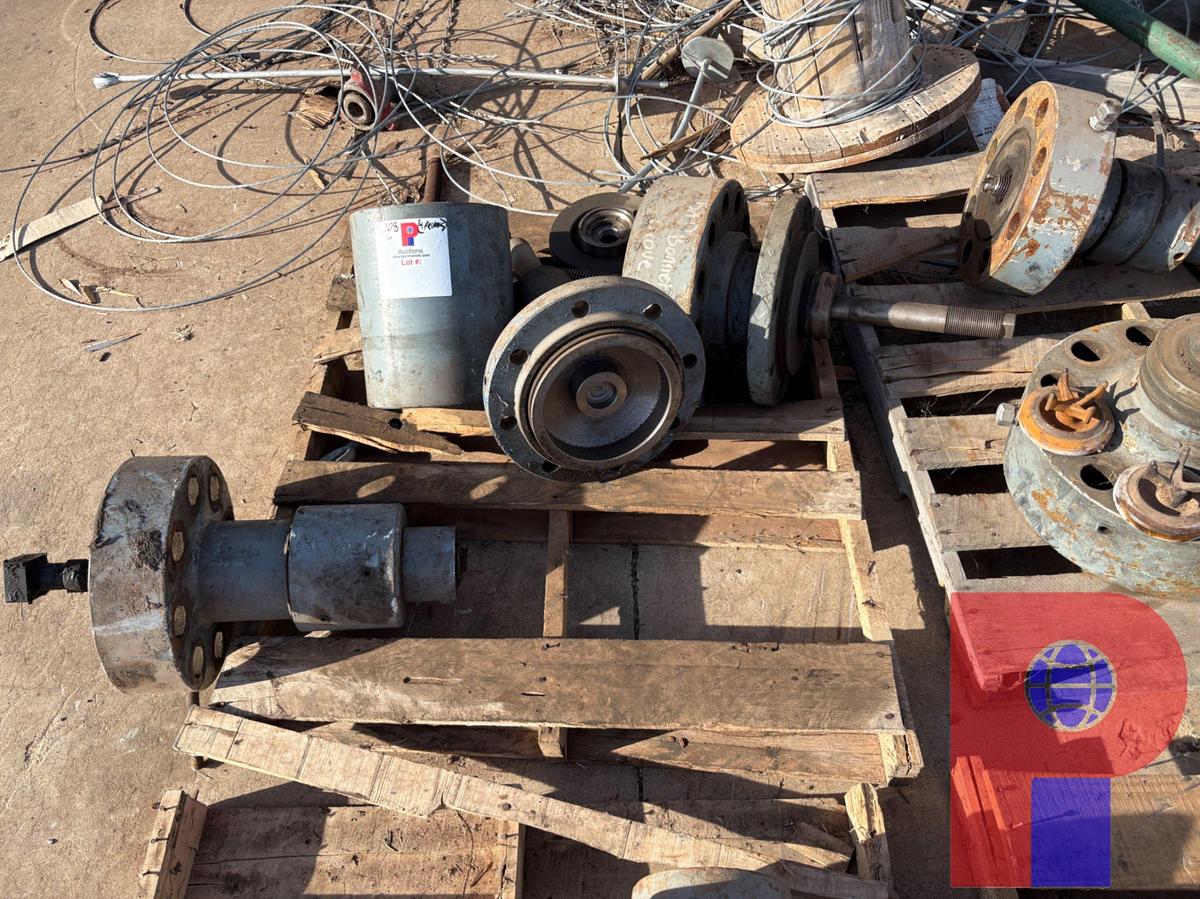 Used (4 PALLETS) OF ASSORTED GATE VALVE/FRAC VALVE PARTS
