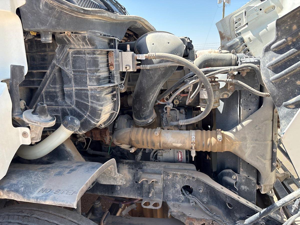 Used 2012 FREIGHTLINER CASCADIA T/A SLEEPER HAUL TRUCK