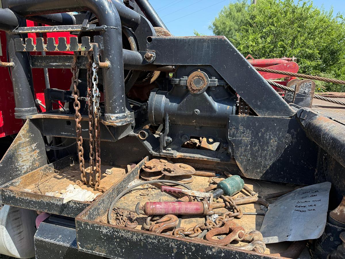 Used 2007 INTERNATIONAL PAYSTAR 5600I T/A 50-TON WINCH BED TRUCK