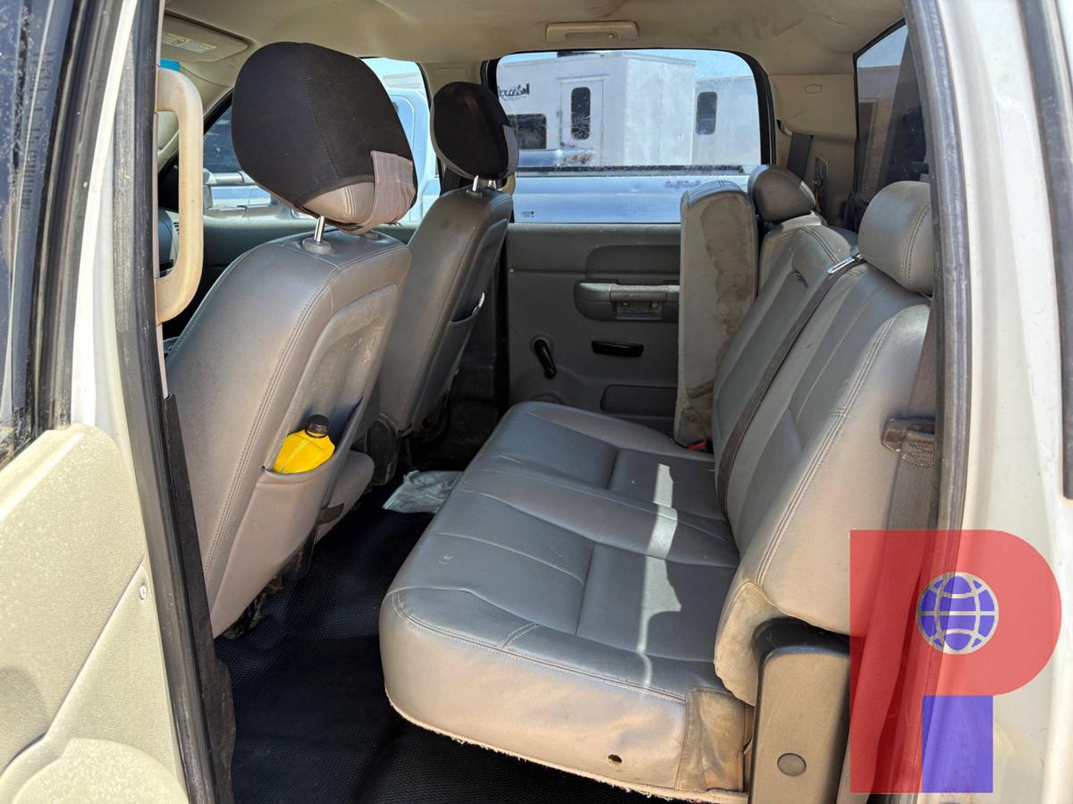 Used 2012 CHEVROLET  3500 HD SILVERADO LT CREW CAB 4X4