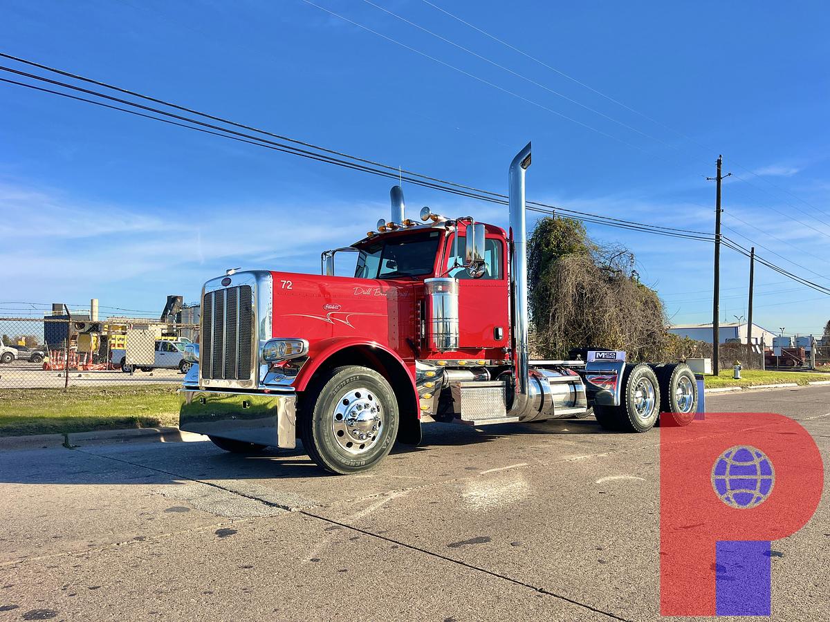 Used 2018 PETERBILT 389 T/A DAY CAB TRUCK (GLIDER KIT)