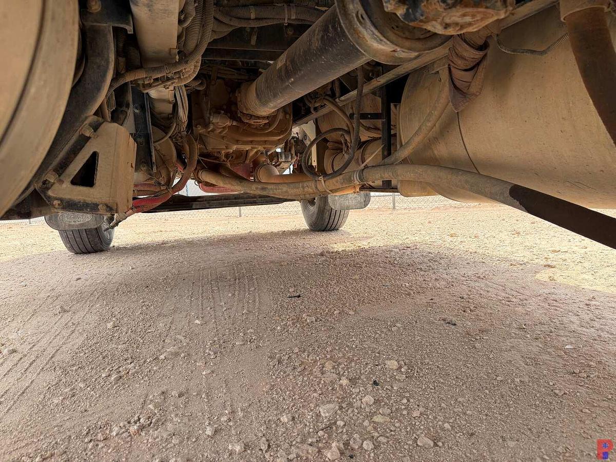 Used 2013 PETERBILT 388 T/A SLEEPER HAUL TRUCK, INOP.