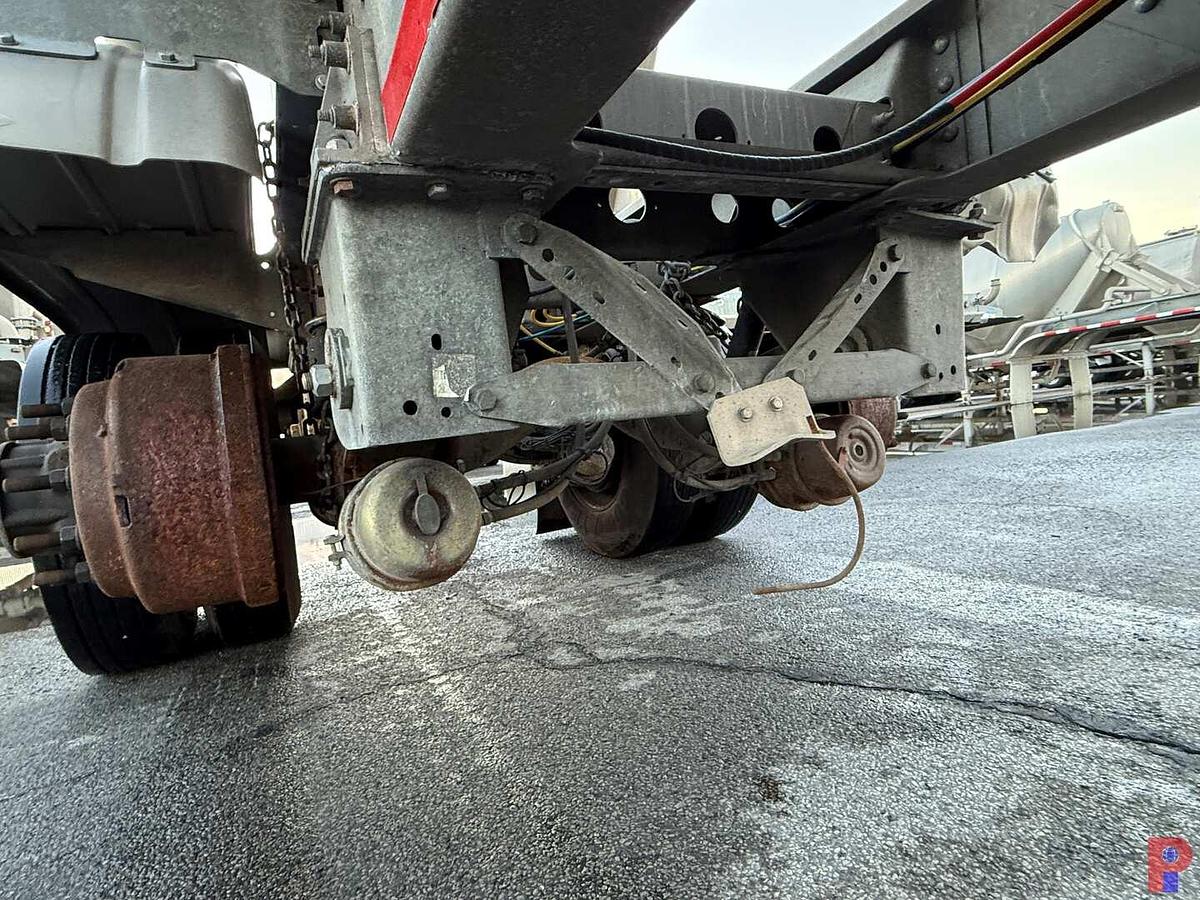 Used 2017 HEIL 1040 CU. FT T/A DRY BULK PNEUMATIC TRAILER