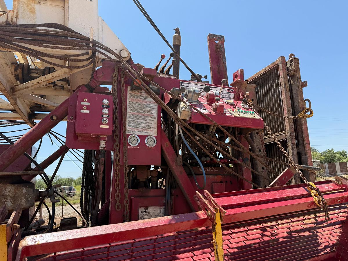 Used Cooper LTO 350 DD Well Service Rig w/ 97 x 200k Mast (Last Worked July 2026)