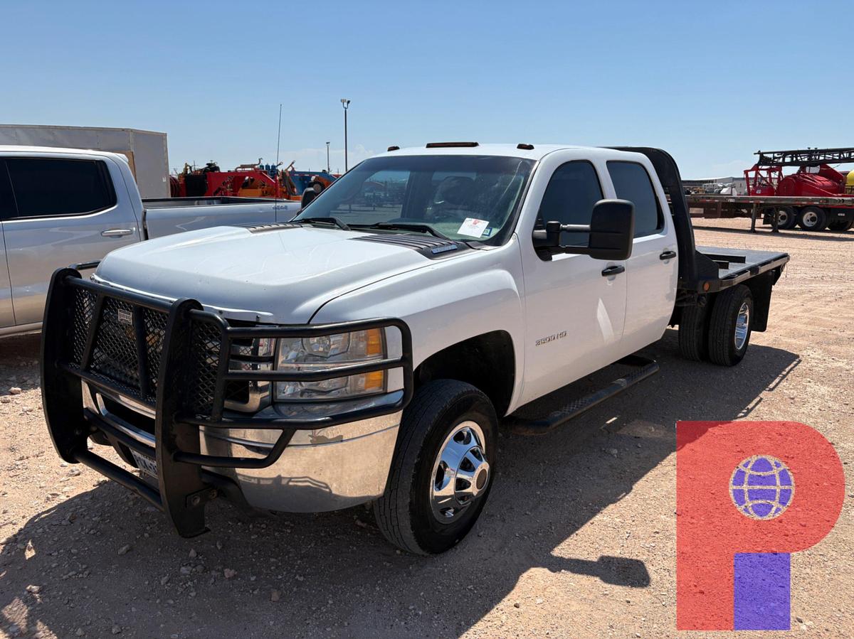 Used 2012 CHEVROLET SILVERADO 3500HD CREW CAB FLATBED TRUCK