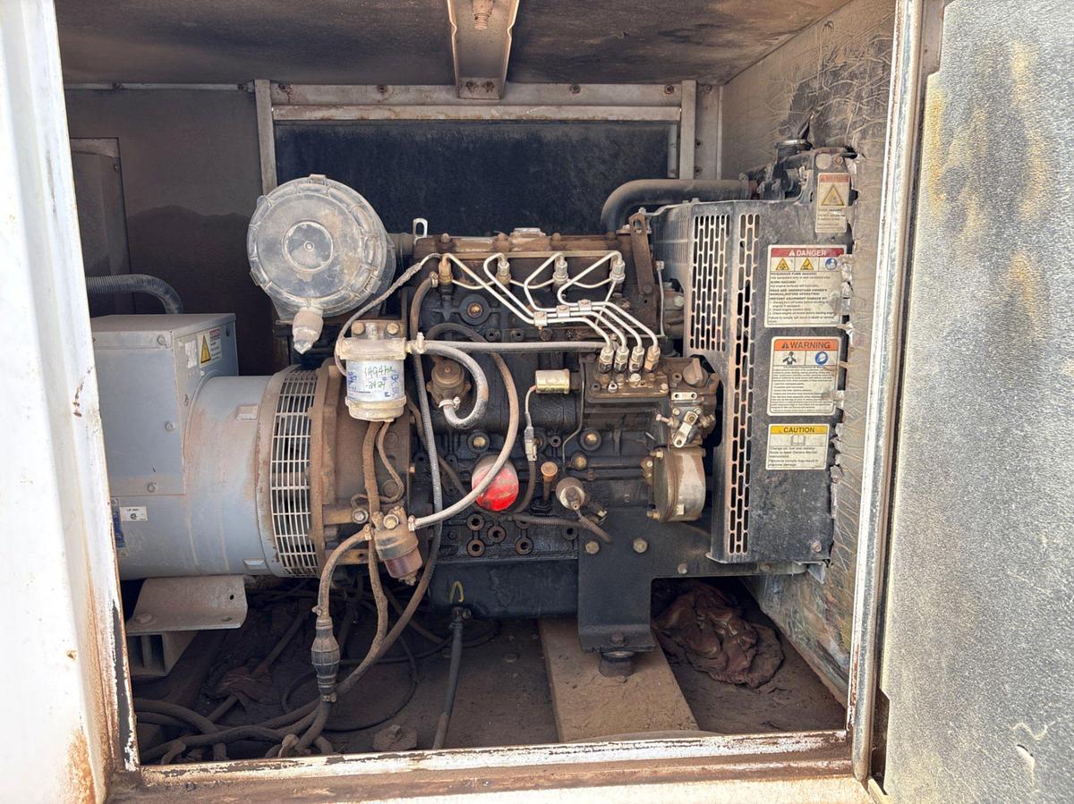 Used 2013 WARREN POWER SYSTEMS NPS-P-20 20KW S/A BUMPER PULL TOWABLE GENERATOR