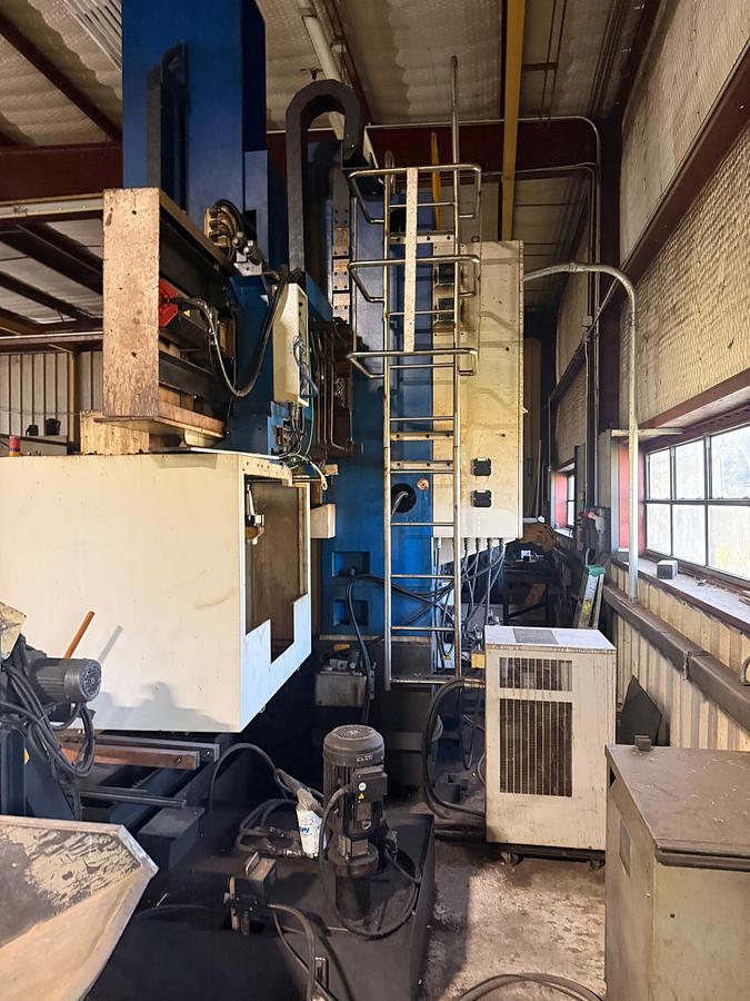 Used 2011 TAS IRON LTD. TT 12M VERTICAL TURNING LATHE