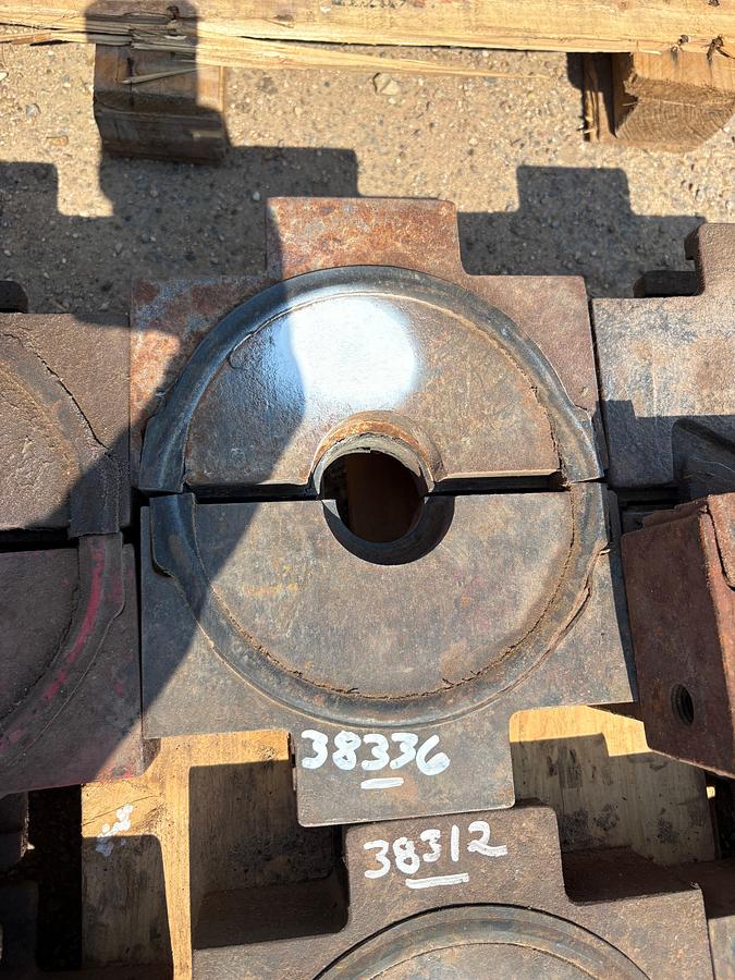 Used Set of (2) 9-1/2”W x 2-3/8” bop pipe rams