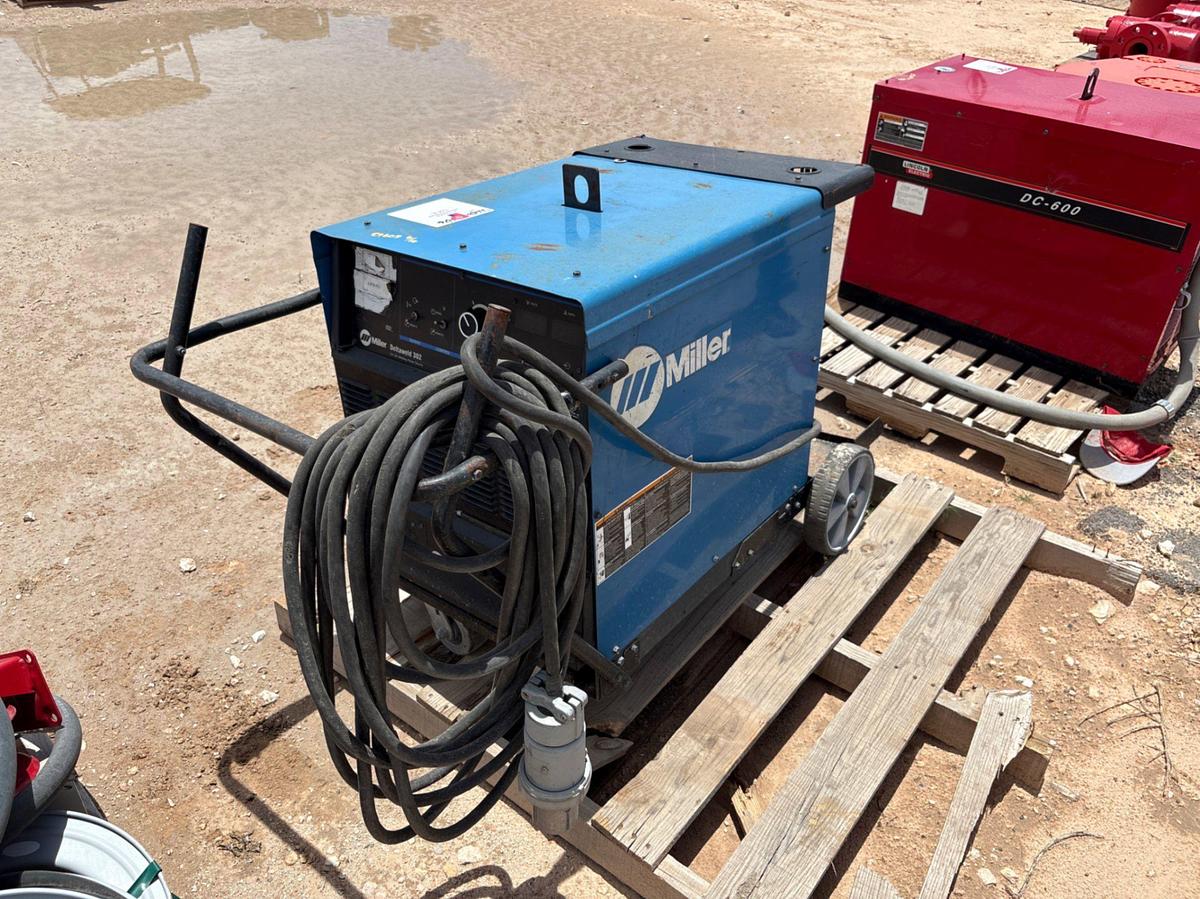 Used Miller deltaweld 302 welding machine
