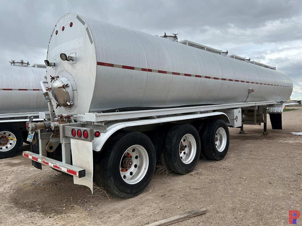 Used 2015 TREMCAR TRI-AXLE 180BBL ALUM. VACUUM TRAILER