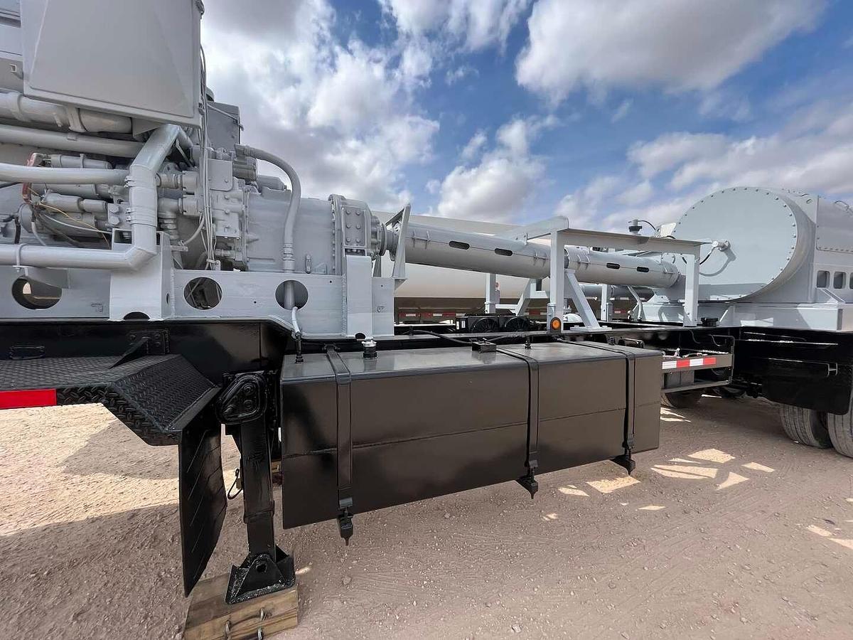 Used GARDNER DENVER 2250HP TRIPLEX FRAC PUMP TRAILER