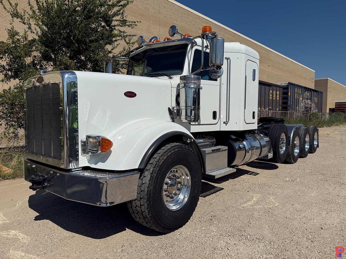 Used 2016 PETERBILT 367 4-AXLE HEAVY HAUL SLEEPER TRUCK TRACTOR