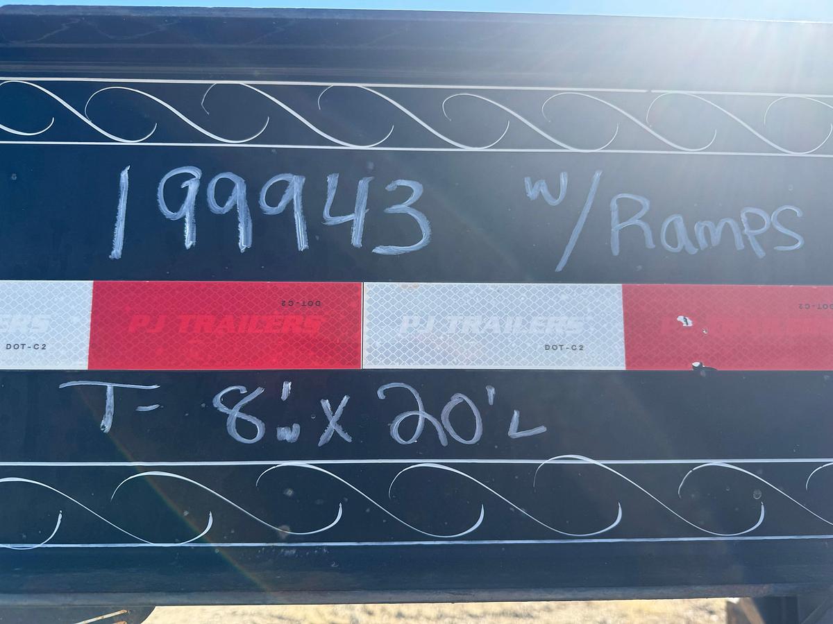Used 2014 PJ 20' GOOSENECK FLATBED TRAILER