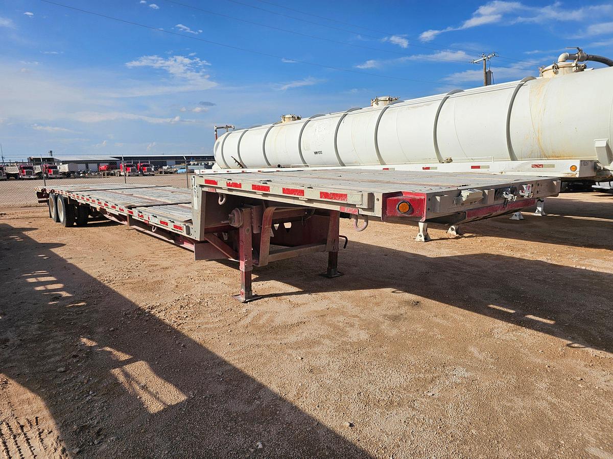 Used 2005 TRAIL KING 53’ X 102” T/A STEP DECK TRAILER