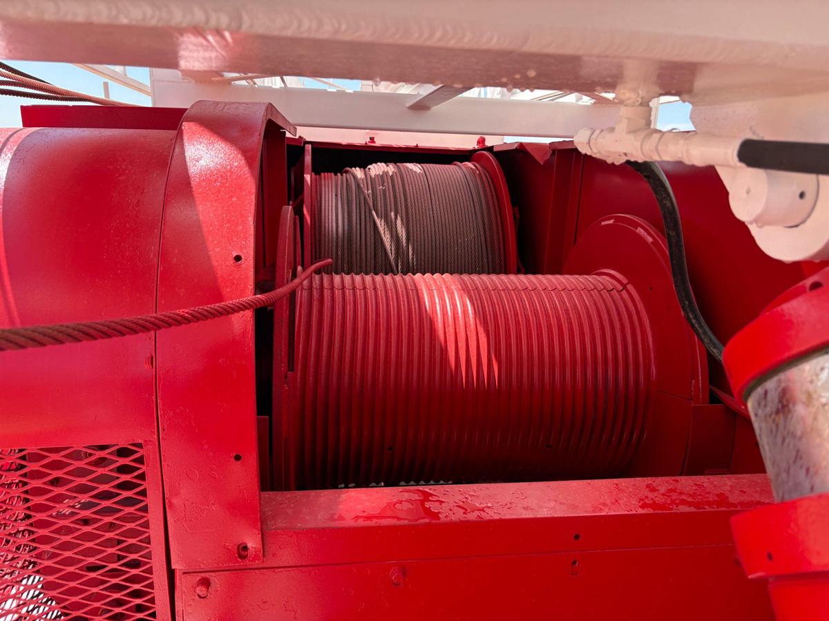 Used 2008 RIG WORKS MUSTANG 550 5-AXLE WELL SERVICE RIG