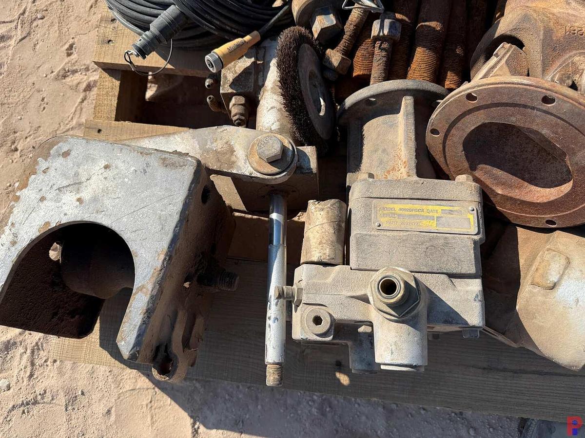 Used (2) PALLETS OF COILED TUBING INJECTOR PARTS & RELATED
