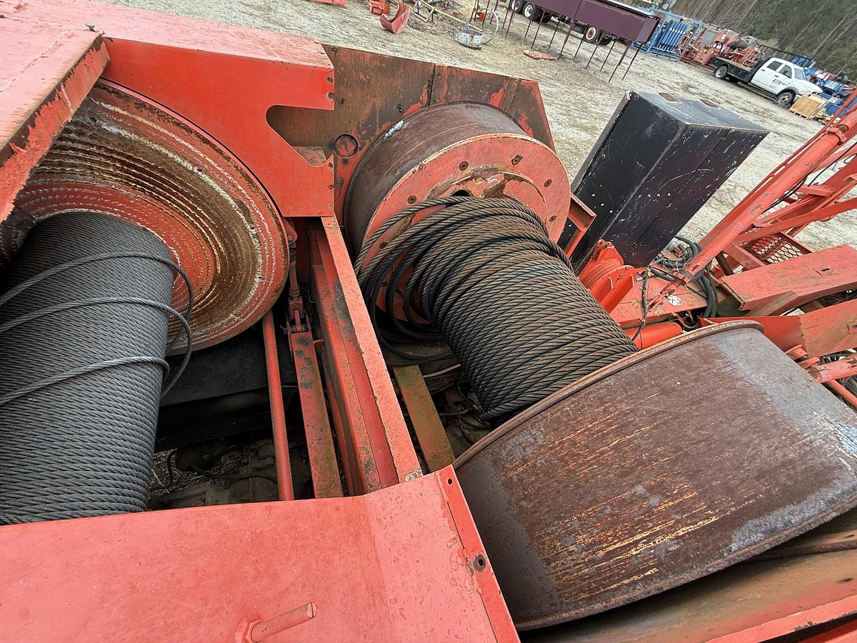 Used 2008 CROWN CE600 DD 5-AXLE WELL SERVICE WORKOVER RIG FOR PARTS