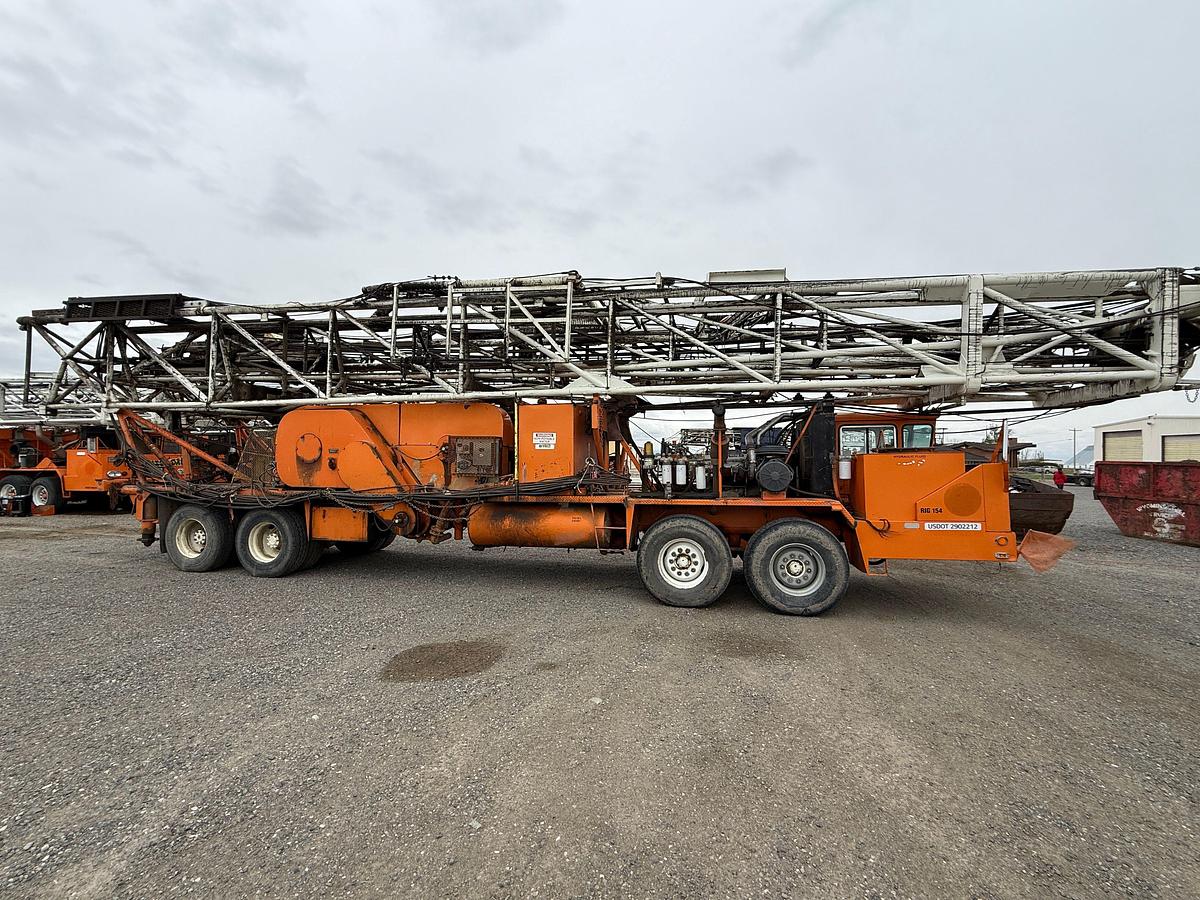 Used 1984 FRANKS MOBILRIG 300 1287/160 DD 96’-215K 4-AXLE WELL SERVICE WORKOVER RIG