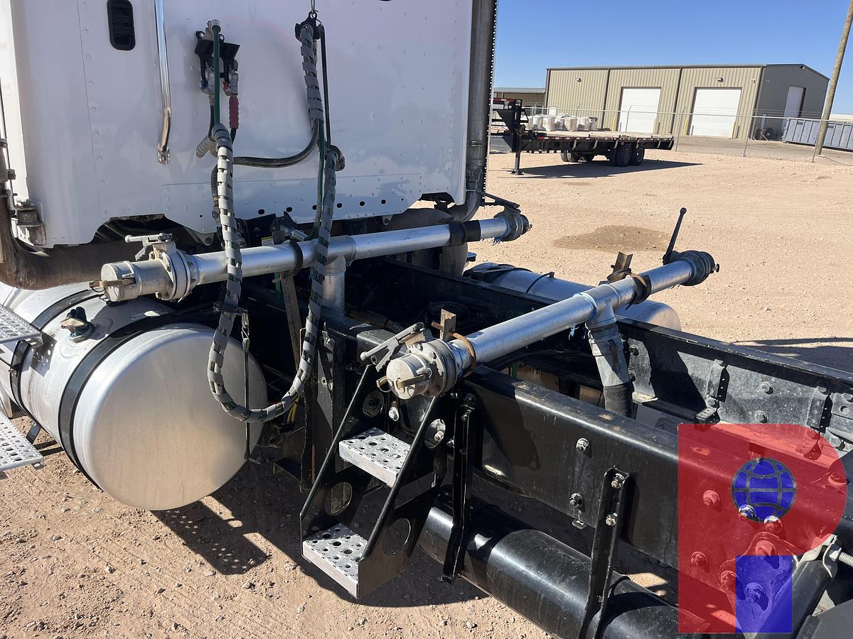 Used 2022 FREIGHTLINER CORONADO 122 SD T/A DAYCAB HAUL TRUCK