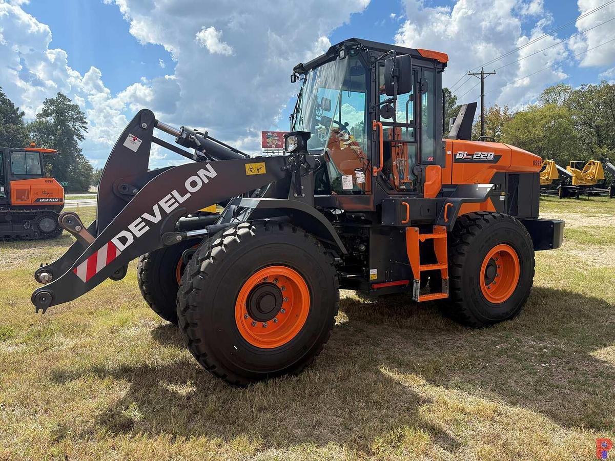 Used (NEW) 2024 DEVELON DL220-7 WHEEL LOADER **3 YEAR 5000 HOUR FULL WARRANTY**