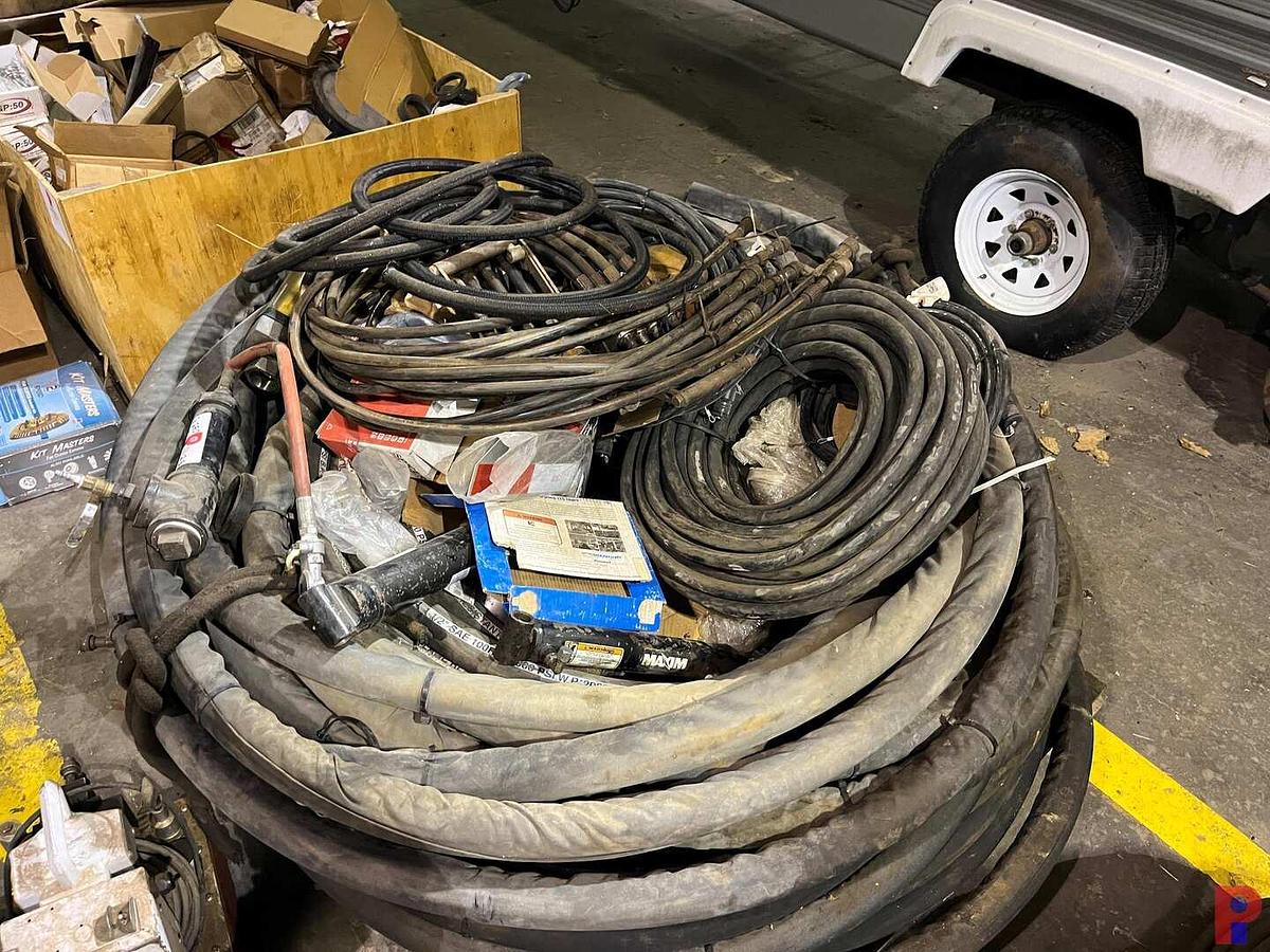 Used PALLET W/ HIGH PRESSURE HYDRAULIC HOSES, CYLINDERS, HPU, ETC.