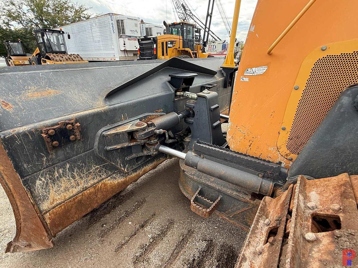 Used 2014 CASE 2050M LT CRAWLER DOZER